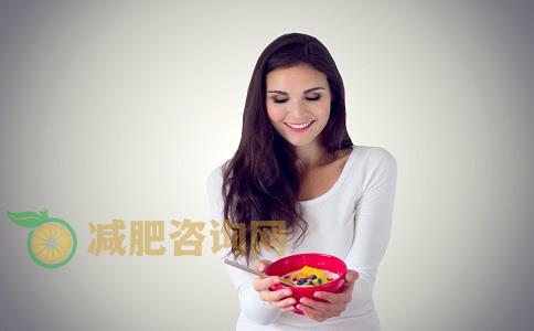 减肥一天吃多少合适 减肥要怎么控制食欲 计算卡路里的方法