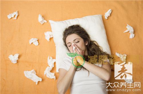 肠胃感冒呕吐怎么办？注意什么